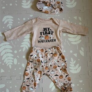 Baby Halloween Outfit with bow